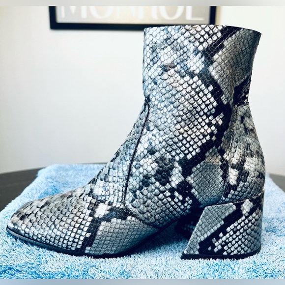 ELENA IACHI- SNAKE PRINT ANKLE BOOTS IN A SILVER, DARK GREY, A TOUCH OF BLACK - Picture 8 of 16